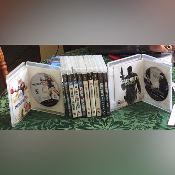 Sony 3 of Game Collection of 11 games in original case all for $55 or $8 each - Picture 3 of 5